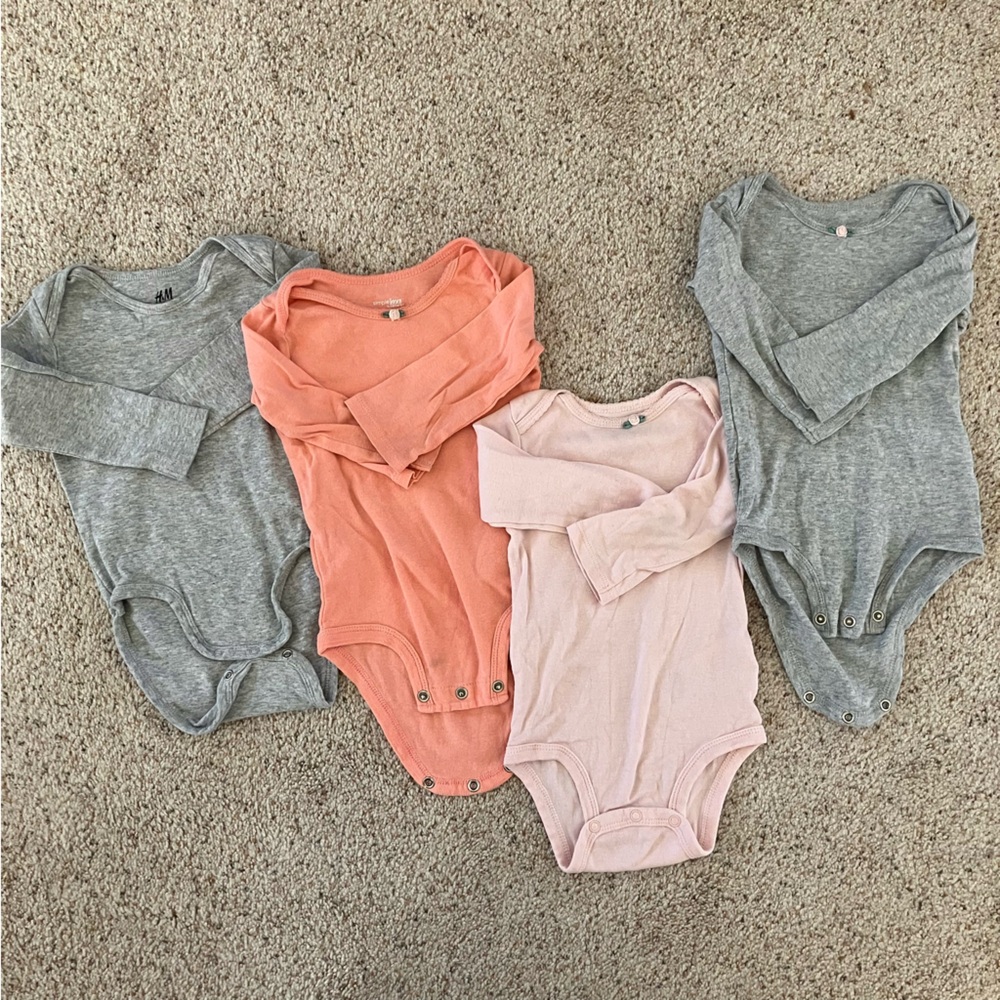 🌟 3 for $12 • Carter’s • long-sleeve onesie bundle